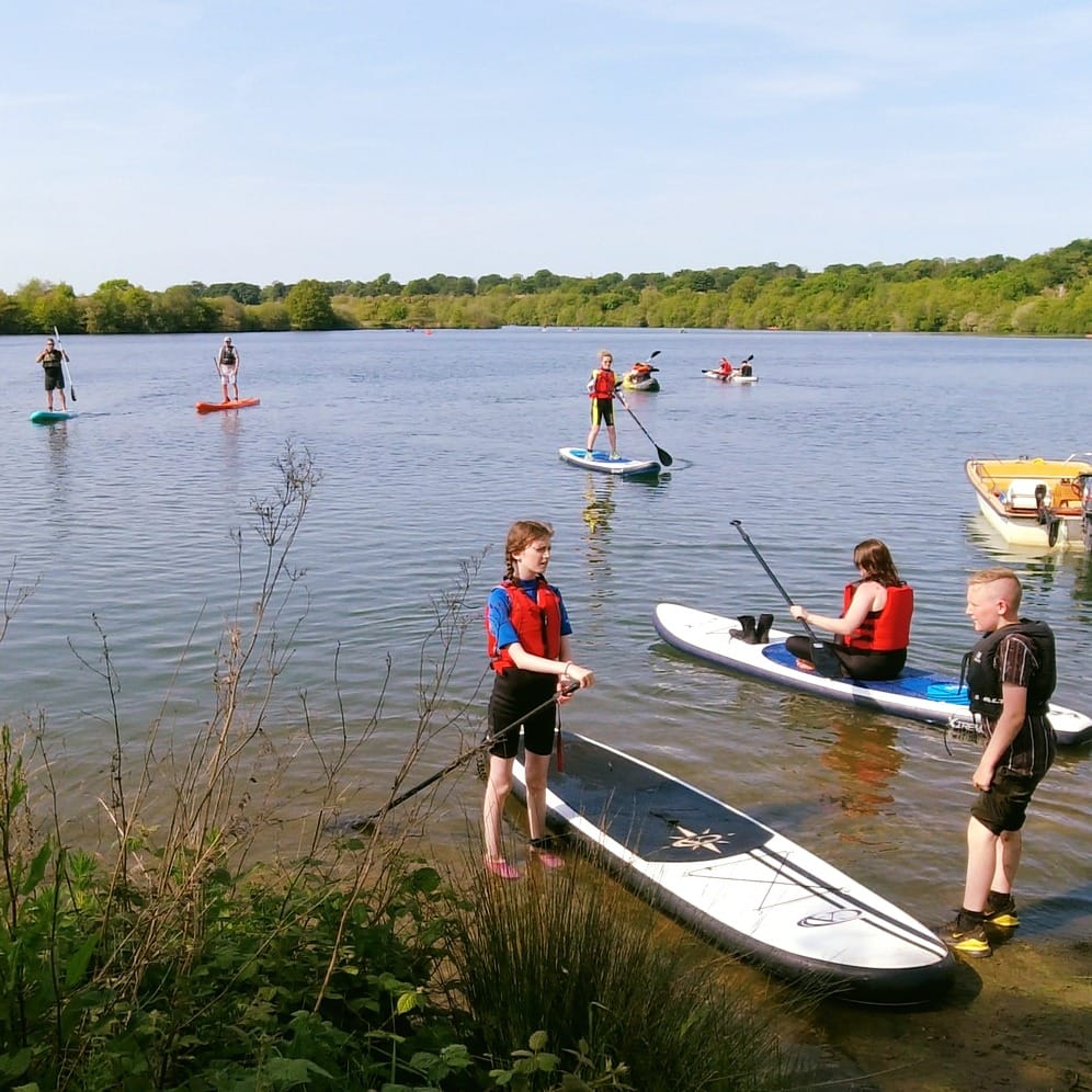 park_in_the_past_lake_12